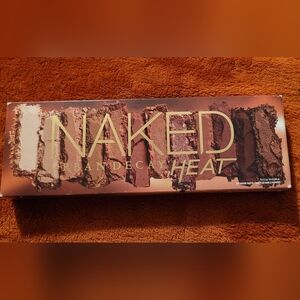 Urban Decay Naked Heat Eyeshadow Palette 12 Shades w/ Brush NEW